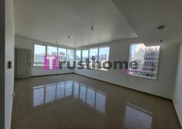 Apartment - 3 bedrooms - 3 bathrooms for rent in Tourist Club Area - Abu Dhabi