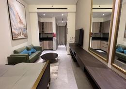 صورةغرفة المعيشة / غرفة الطعام لـ: Studio - 1 حمام للكراء في احياء سيجنيتشر السكنية - قرية الجميرا سركل - دبي, صورة 1