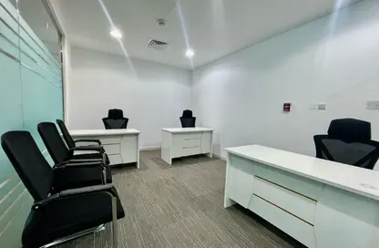 Office Space - Studio - 3 Bathrooms for rent in Hamdan Street - Abu Dhabi
