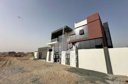 Villa - 4 Bedrooms - 5 Bathrooms for rent in Wadi Alshabak - Dubai