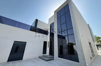 Villa - 5 Bedrooms - 6 Bathrooms for sale in Jumeirah Park Homes - Jumeirah Park - Dubai