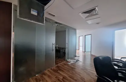 Office Space - Studio - 1 Bathroom for rent in Al Abbas Building - Al Karama - Dubai