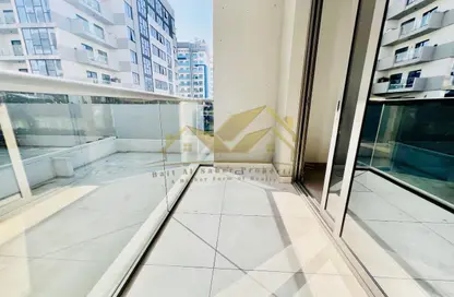 شقة - 2 غرف نوم - 3 حمامات للايجار في جميرا جاردن سيتي - السطوة - دبي