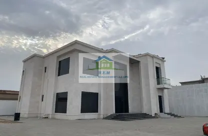 Villa - 5 Bedrooms - 7 Bathrooms for sale in Al Dhait South - Al Dhait - Ras Al Khaimah
