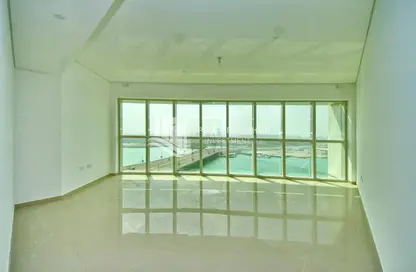 شقة - 2 غرف نوم - 3 حمامات للايجار في برج راس الخيمة - مارينا سكوير - جزيرة الريم - أبوظبي