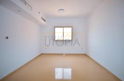 Apartment - 2 Bedrooms - 2 Bathrooms for rent in Al Jadaf Building - Al Jaddaf - Dubai