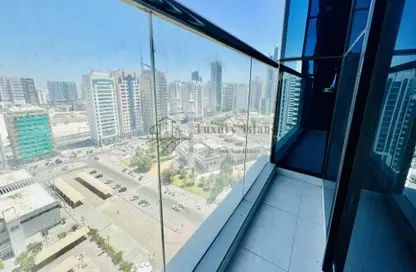 Details image for: Apartment - 3 Bedrooms - 4 Bathrooms for rent in Corniche View Tower - Corniche Road - Abu Dhabi, Image 1