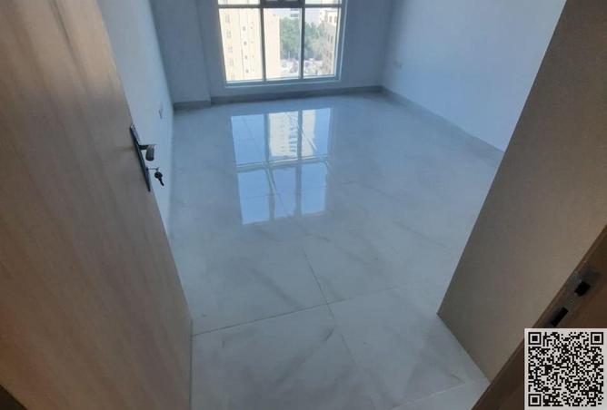 15698000 - Property Image 2