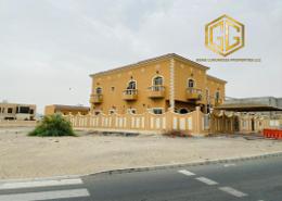صورةمنزل خارجي لـ: فيلا - 4 غرف نوم - 5 حمامات للكراء في فلل القوز 1 - القوز 1 - القوز - دبي, صورة 1