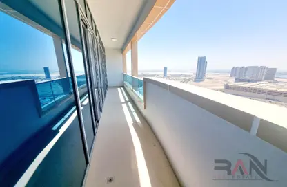 Apartment - 2 Bedrooms - 3 Bathrooms for rent in Julphar Residence - Al Reem Island - Abu Dhabi