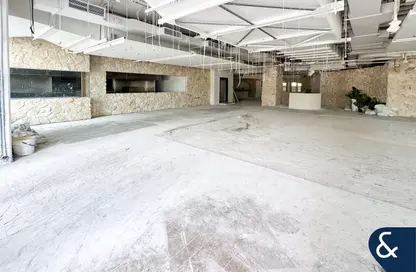 Retail - Studio for rent in Burj Daman - DIFC - Dubai