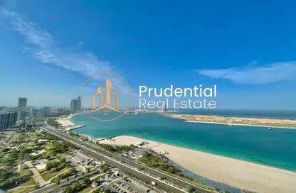 Apartment - 4 Bedrooms - 6 Bathrooms for rent in Wave tower - Corniche Road - Abu Dhabi
