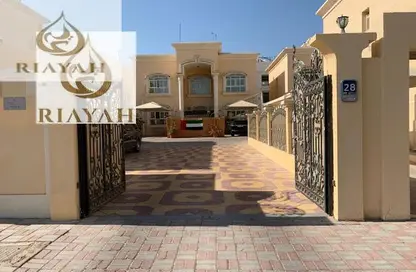 فيلا - 5 غرف نوم - 5 حمامات للايجار في مدينة خليفة - أبوظبي