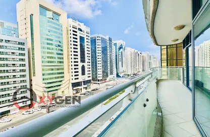 شقة - 3 غرف نوم - 4 حمامات للايجار في برج النيم - شارع خليفة - أبوظبي