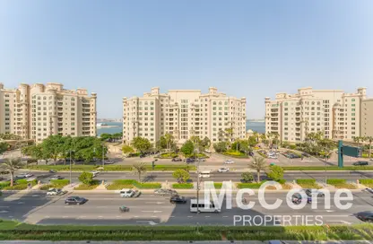 Apartment - 3 Bedrooms - 4 Bathrooms for rent in Abu Keibal - Shoreline Apartments - Palm Jumeirah - Dubai