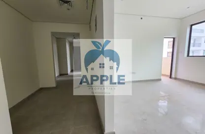 شقة - غرفة نوم - 2 حمامات للايجار في الجادة - الشارقة