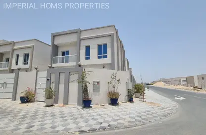 Villa - 4 Bedrooms - 6 Bathrooms for rent in Al Zaheya Gardens - Al Zahya - Ajman
