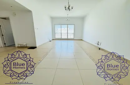 شقة - غرفة نوم - 2 حمامات للايجار في عود ميثاء - بر دبي - دبي