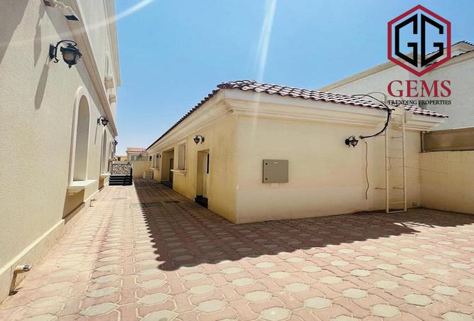 15498532 - Property Image 2