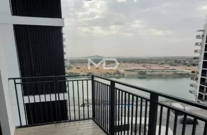 Apartment - 1 Bedroom - 1 Bathroom for rent in Waters Edge - Yas Island - Abu Dhabi