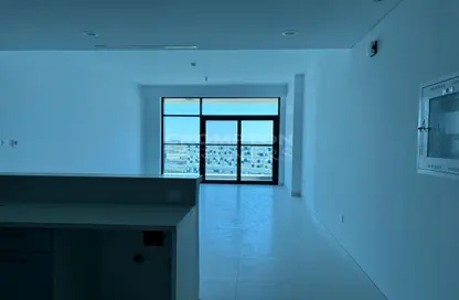 شقة - 2 غرف نوم - 3 حمامات للايجار في الحطان - شاطئ الراحة - أبوظبي