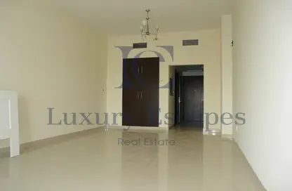 Apartment - 1 Bathroom for rent in Bermuda Views - Dubai Sports City - Dubai