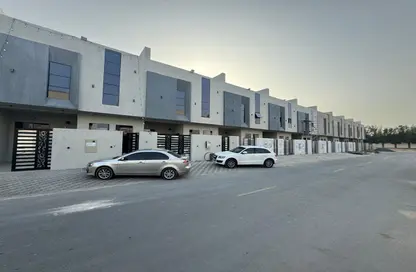 Villa - 5 Bedrooms - 7 Bathrooms for sale in Al Yasmeen 1 - Al Yasmeen - Ajman