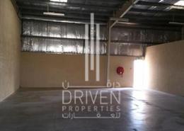 صورةموقف سيارات لـ: مصنع - 1 حمام للكراء في المرحلة 2 - مجمع دبي للإستثمار - دبي, صورة 1