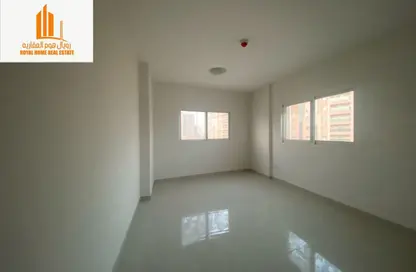 Apartment - 2 Bedrooms - 3 Bathrooms for rent in Al Rumailah building - Al Rumailah 2 - Al Rumaila - Ajman