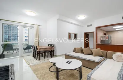 Apartment - 1 Bedroom - 2 Bathrooms for rent in Marina Pinnacle - Dubai Marina - Dubai