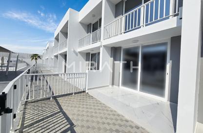 Villa - 3 Bedrooms - 3 Bathrooms for rent in Jumeirah 3 Villas - Jumeirah 3 - Jumeirah - Dubai