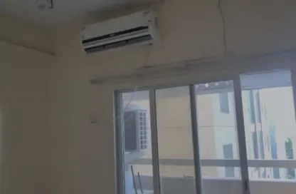 شقة - 2 غرف نوم - 2 حمامات للبيع في المجاز 2 - المجاز - الشارقة