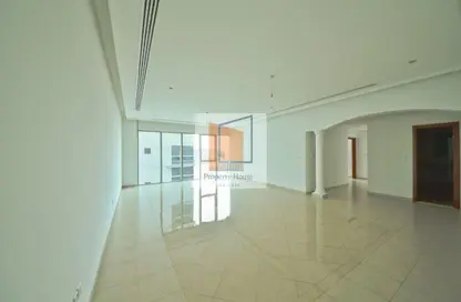 Empty Room image for: Apartment - 2 Bedrooms - 3 Bathrooms for rent in Al Bateen Complex - Al Bateen - Abu Dhabi, Image 1
