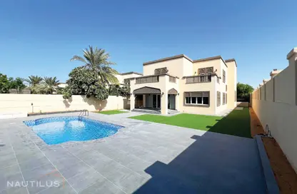 Villa - 4 Bedrooms - 6 Bathrooms for sale in Regional - Jumeirah Park - Dubai