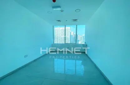 Office Space - Studio for rent in Capital Golden Tower - Business Bay - Dubai