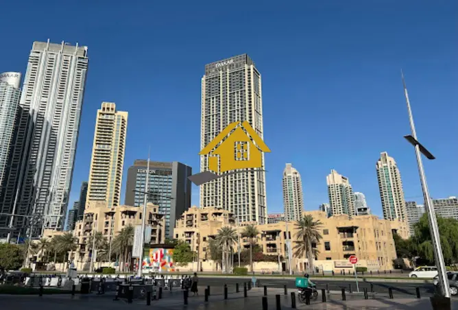Apartment - 1 Bedroom - 1 Bathroom for sale in Burj Royale - Downtown Dubai - Dubai
