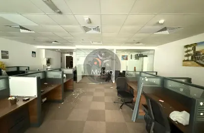Office Space - Studio - 1 Bathroom for rent in The Regal Tower - Business Bay - Dubai