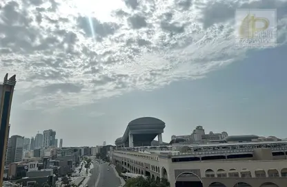 شقة - 2 غرف نوم - 3 حمامات للايجار في بناية هيريتيج - البرشاء 1 - البرشاء - دبي
