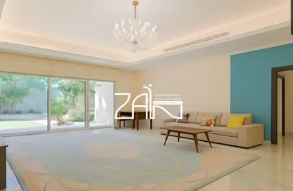 Villa - 6 Bedrooms - 7 Bathrooms for sale in Shakhbout City - Abu Dhabi