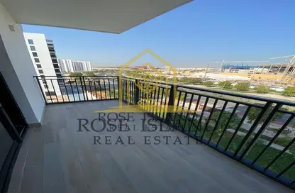 Apartment - 3 Bedrooms - 4 Bathrooms for sale in Waters Edge - Yas Island - Abu Dhabi