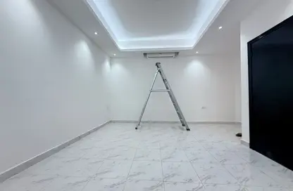 شقة - غرفة نوم - 1 حمام للايجار في مدينة شخبوط - أبوظبي