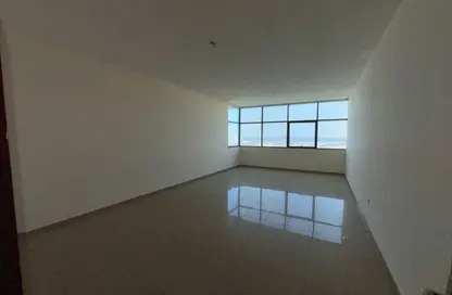 Apartment - 3 Bedrooms - 4 Bathrooms for rent in Ajman Corniche Residences - Ajman Corniche Road - Ajman