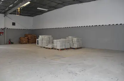 Warehouse - Studio for rent in Al Quoz Industrial Area - Al Quoz - Dubai