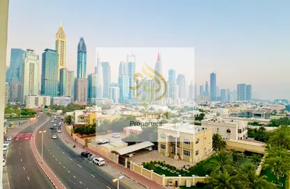 Apartment - 1 Bedroom - 2 Bathrooms for rent in Jumeirah Garden City - Al Satwa - Dubai