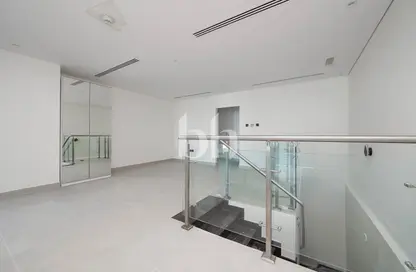 Apartment - 1 Bedroom - 2 Bathrooms for rent in Marina Arcade Tower - Dubai Marina - Dubai