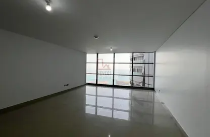 Apartment - 1 Bedroom - 2 Bathrooms for rent in Etihad Tower 2 - Etihad Towers - Corniche Road - Abu Dhabi