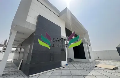 فيلا - 4 غرف نوم - 5 حمامات للايجار في بوابة السيليكون رقم 4 - بوابات السيليكون - واحة السيليكون - دبي