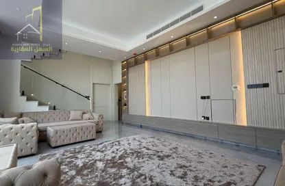 Villa - 5 Bedrooms - 7 Bathrooms for sale in Al Hooshi Villas - Hoshi - Al Badie - Sharjah Villa - 5 Bedrooms - 7 Bathrooms for sale in Al Hooshi Villas - Hoshi - Al Badie - Sharjah