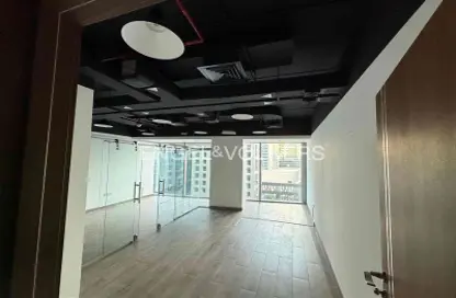 Office Space - Studio - 1 Bathroom for rent in The Binary Tower - Business Bay - Dubai
