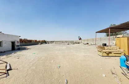 أرض - استوديو للايجار في الصجعة الصناعية - آلصجعه - الشارقة